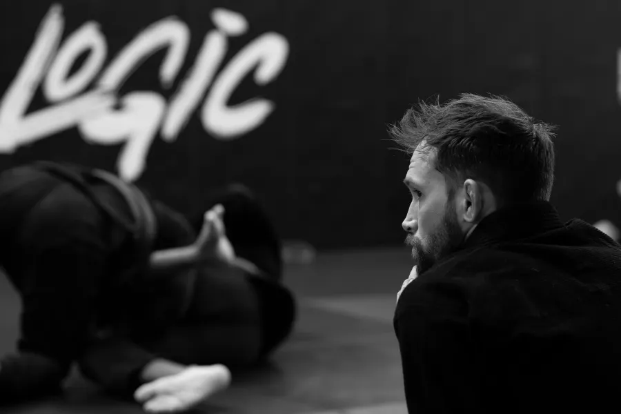 Advanced jiu jitsu sparring at Logic Philadelphia